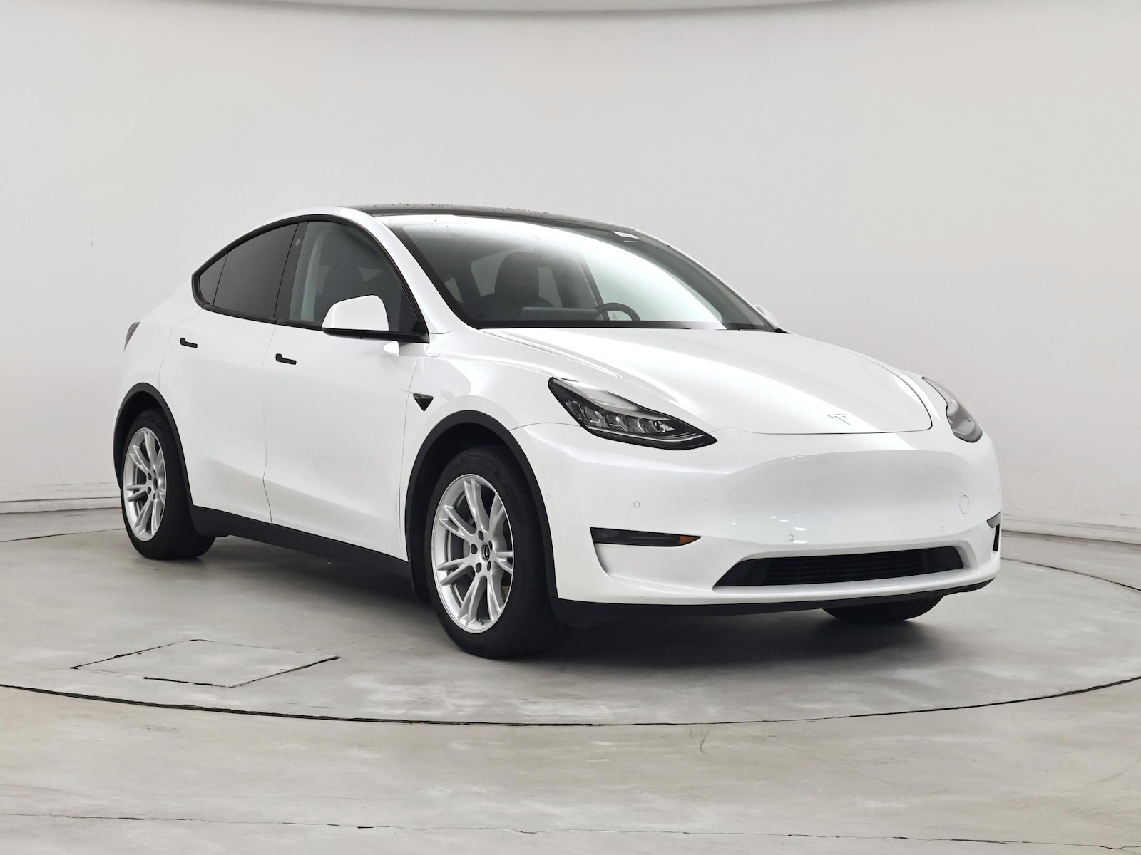 tesla model y 2021 5YJYGDEE4MF067136 image tesla model y 2021 5YJYGDEE4MF067136 image